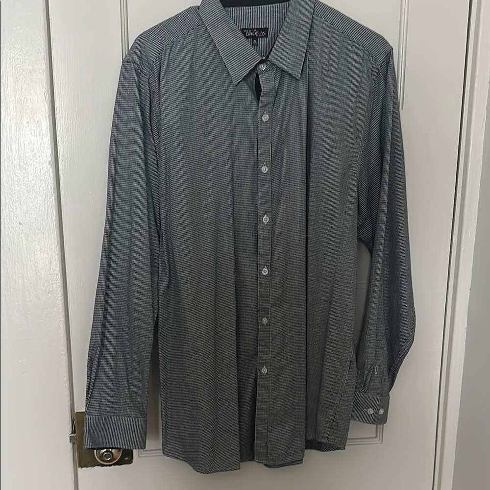 Galaxy By Harvic Black Casual Button Down Shirt